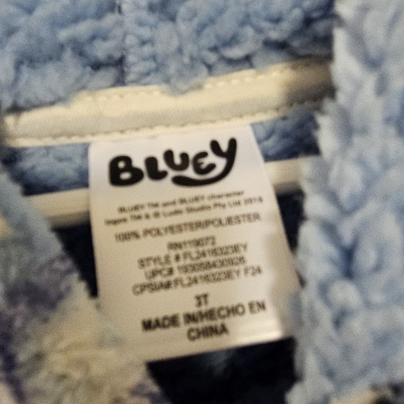 NWT Bluey Toddler Super Soft Snugit Hoodie - Picture 4 of 4